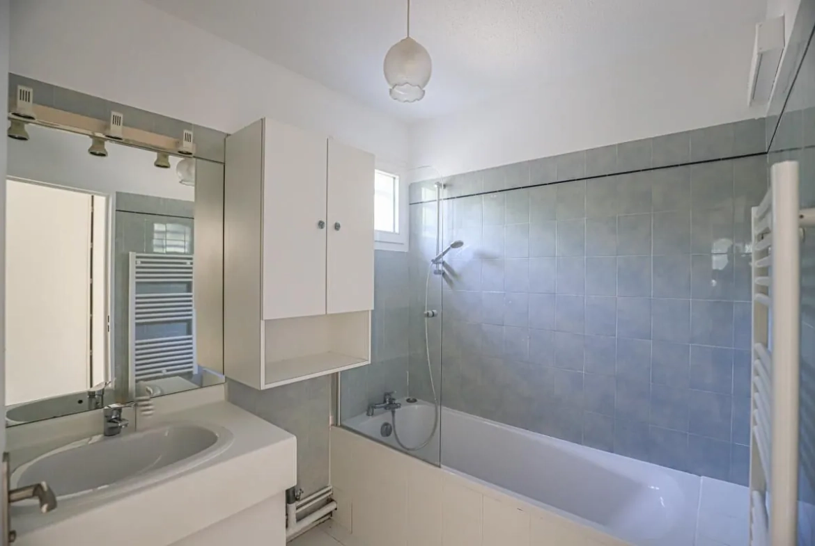 Appartement T3 en rez-de-jardin avec terrasse à Marseille – Résidence sécurisée 