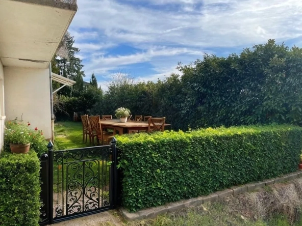 Appartement lumineux de 44 m² avec jardin à Charbonnières-les-Bains