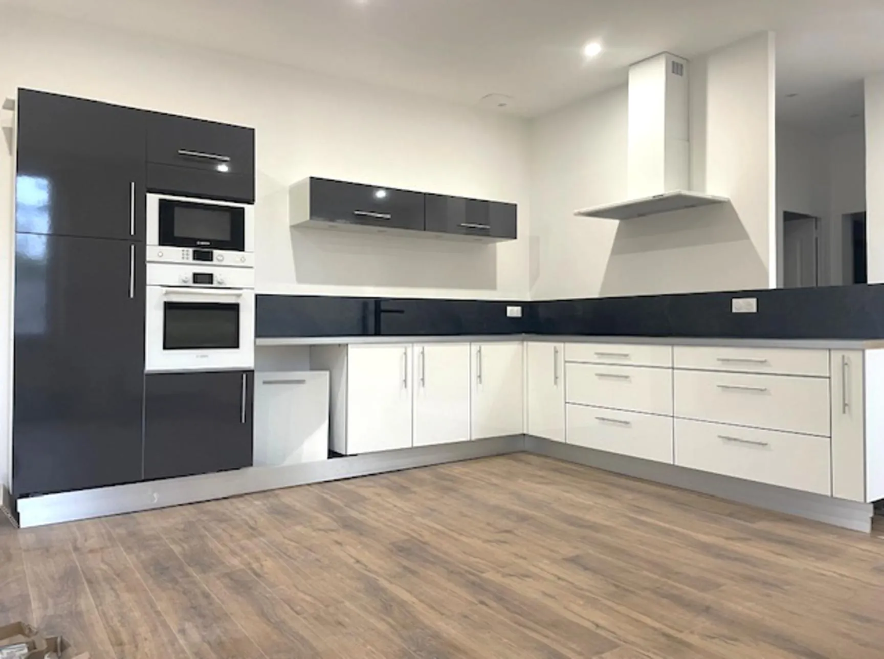 Maison à rénover de 69 m² avec dépendance sur 248 m² à Saint-Brice 