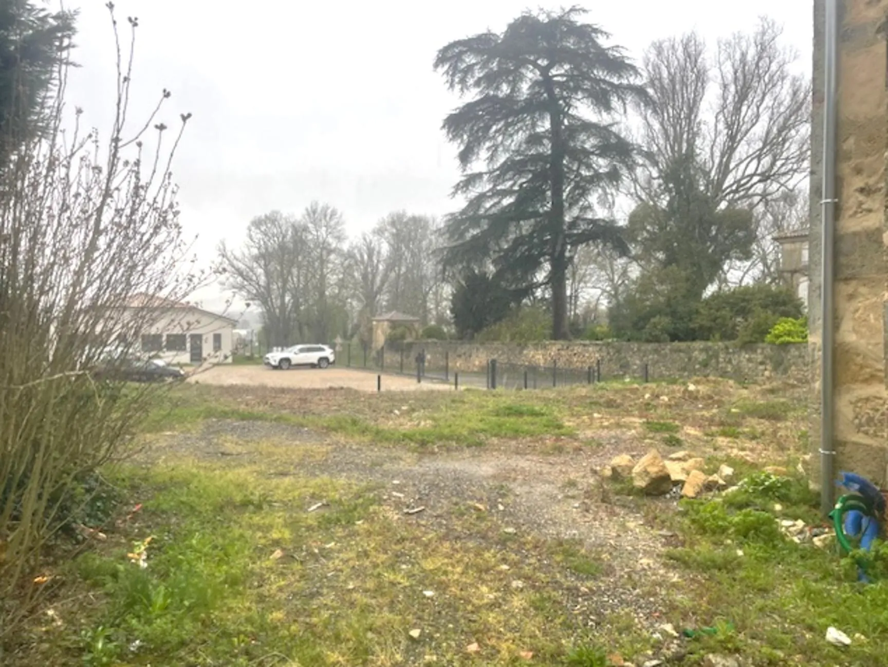 Maison à rénover de 69 m² avec dépendance sur 248 m² à Saint-Brice 