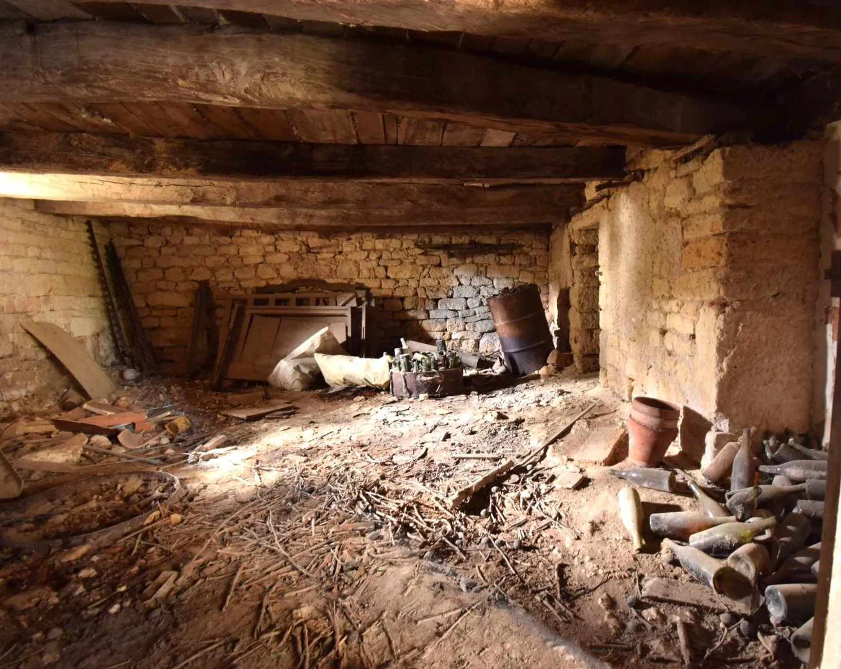 Ferme à rénover à 15 minutes d'Albi - 224 m² habitables, terrain de 3344 m² 