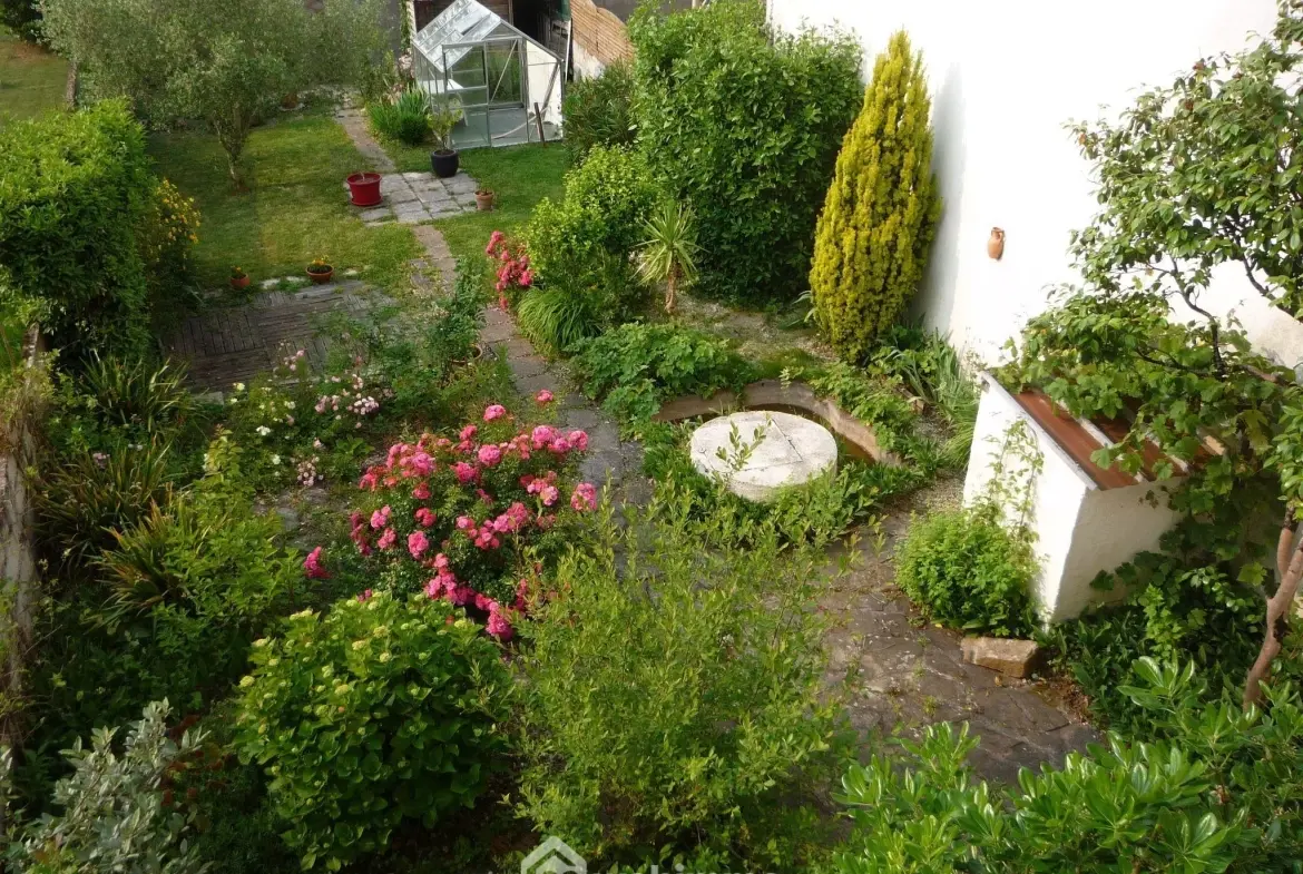 Maison à vendre de 117 m² avec jardin à La Roche-sur-Yon 