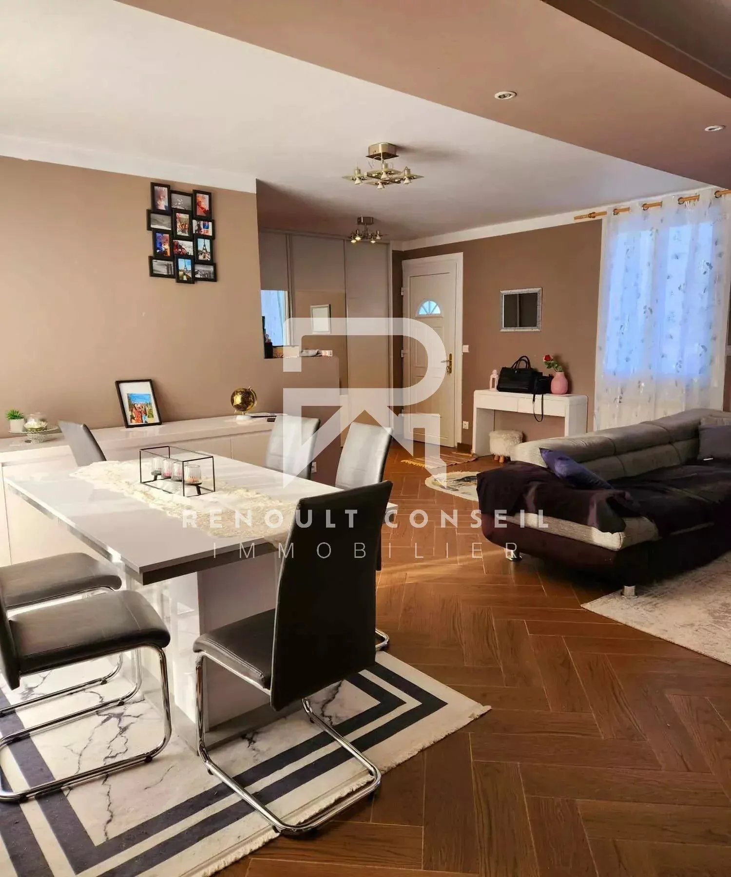 Maison familiale 6 pièces à Grand Couronne – 135 m² avec jardin clos 