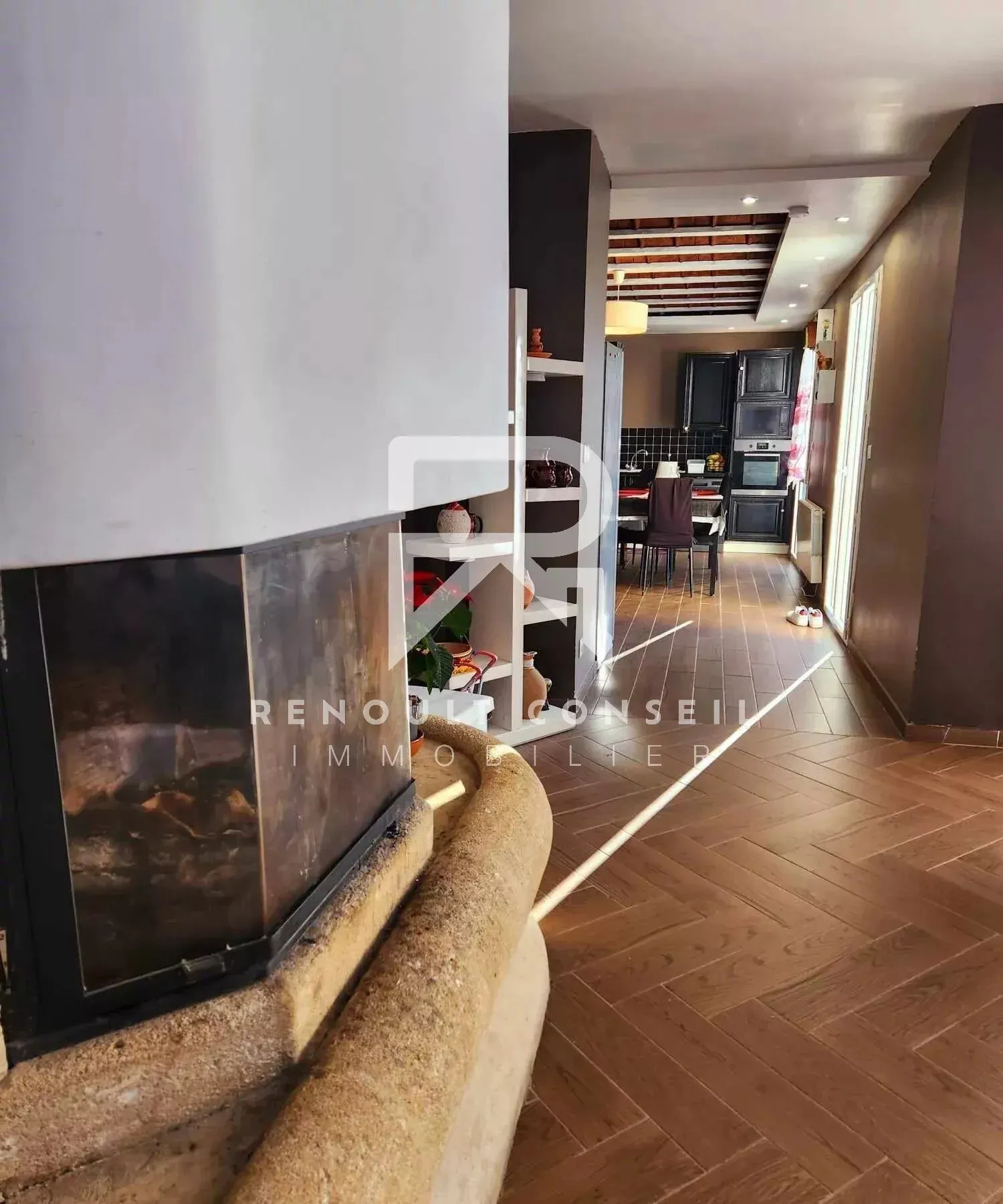 Maison familiale 6 pièces à Grand Couronne – 135 m² avec jardin clos 