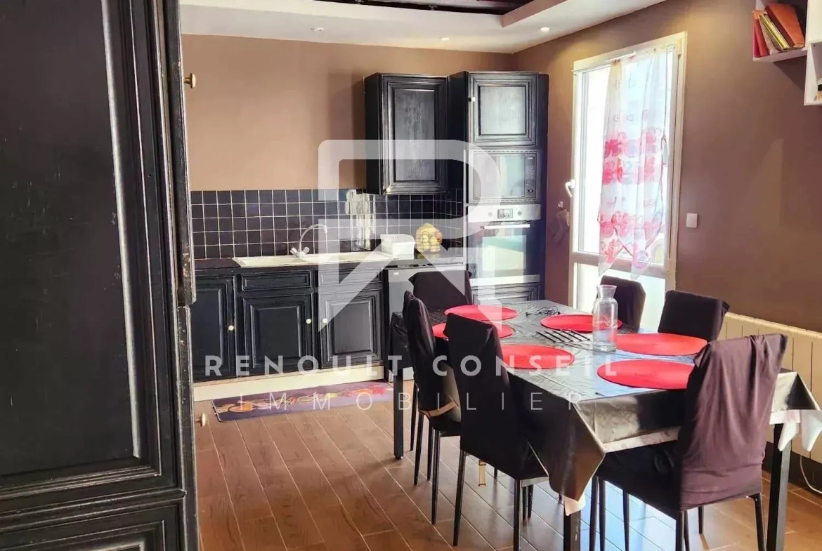 Maison familiale 6 pièces à Grand Couronne – 135 m² avec jardin clos 