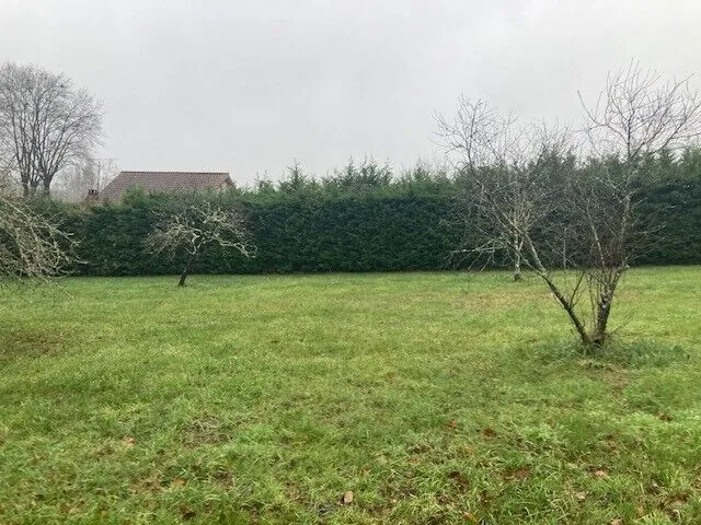 Terrain constructible paysagé à Marsac-sur-l'Isle - Projet personnalisé 