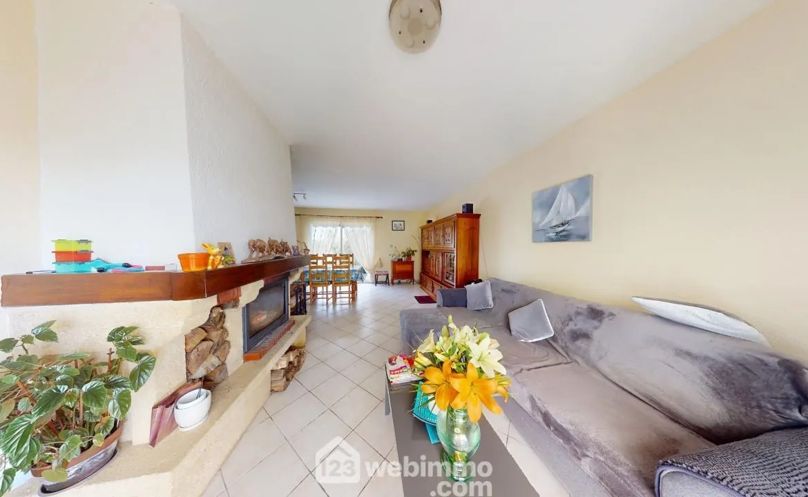 Vente maison 105 m² au Le Bernard avec jardin, dépendance et 4 chambres 