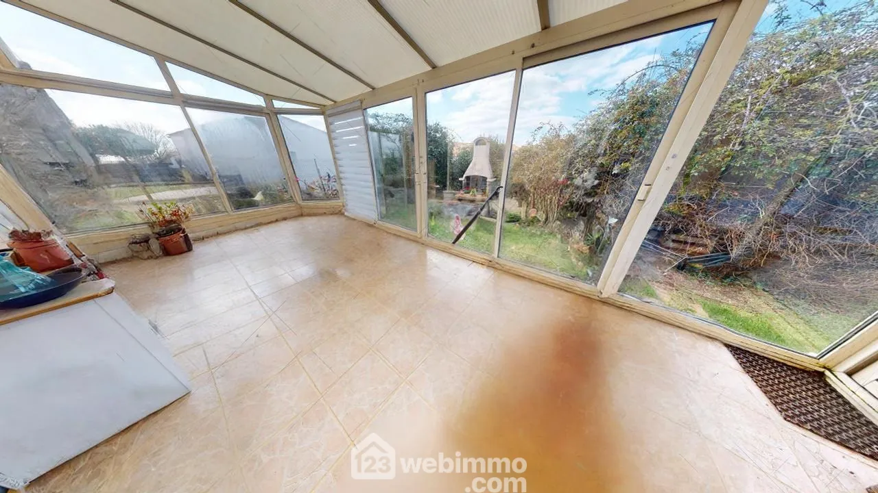 Vente maison 105 m² au Le Bernard avec jardin, dépendance et 4 chambres 