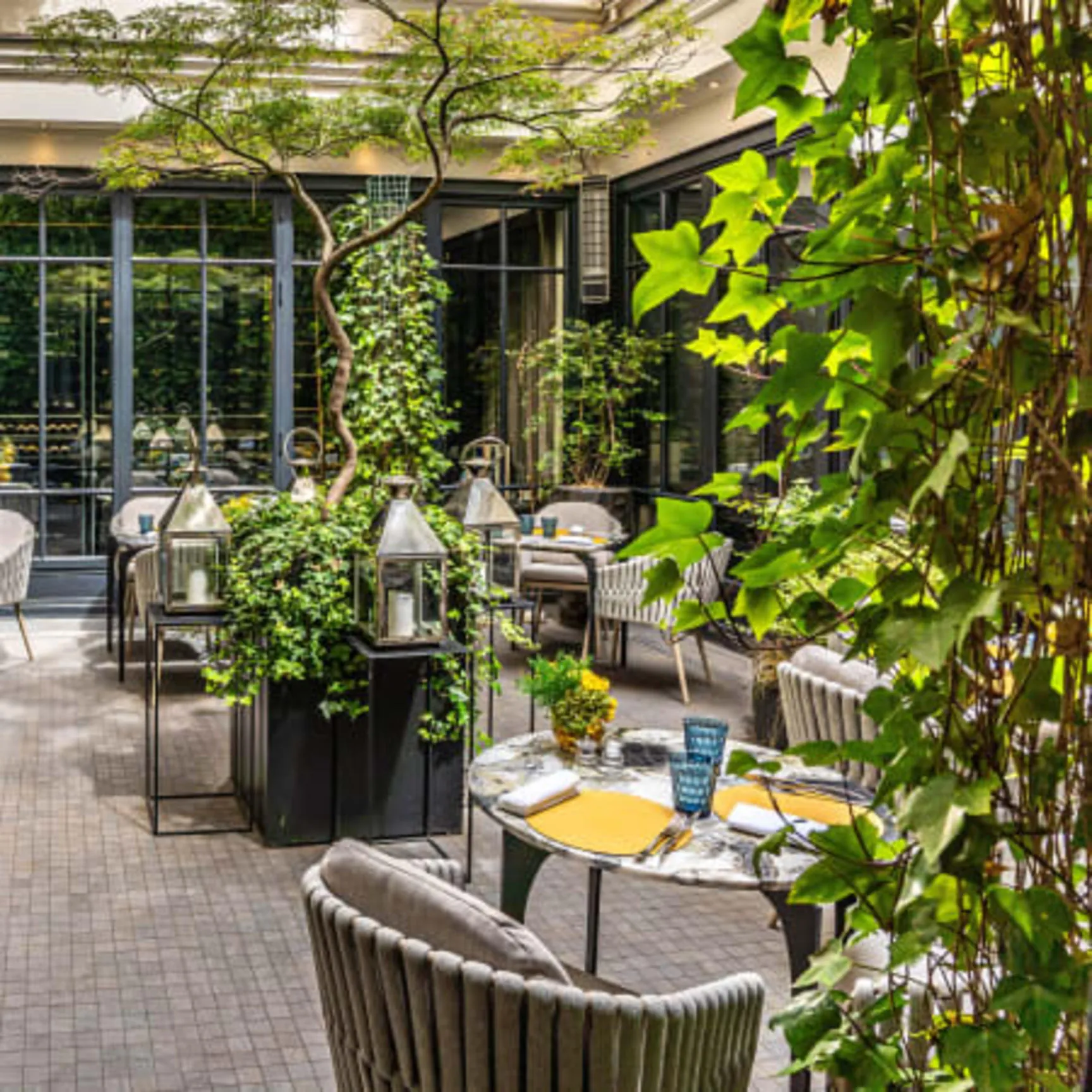 À vendre restaurant entièrement équipé au centre d'Épinal, capacité 38 couverts 