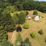 Maison de plain-pied à Vaux-sur-Vienne de 181 m² avec grand terrain