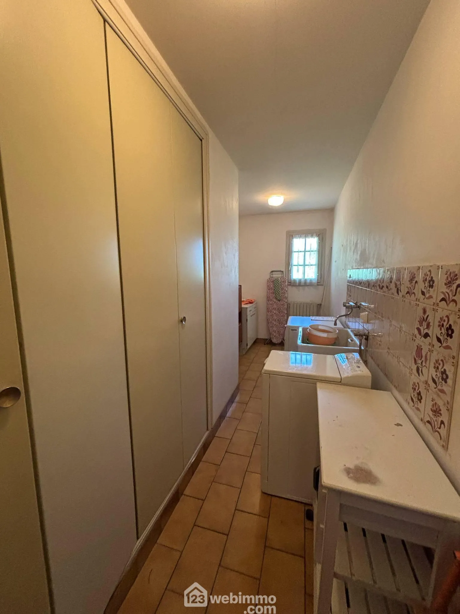 Maison de plain-pied à Vaux-sur-Vienne de 181 m² avec grand terrain 