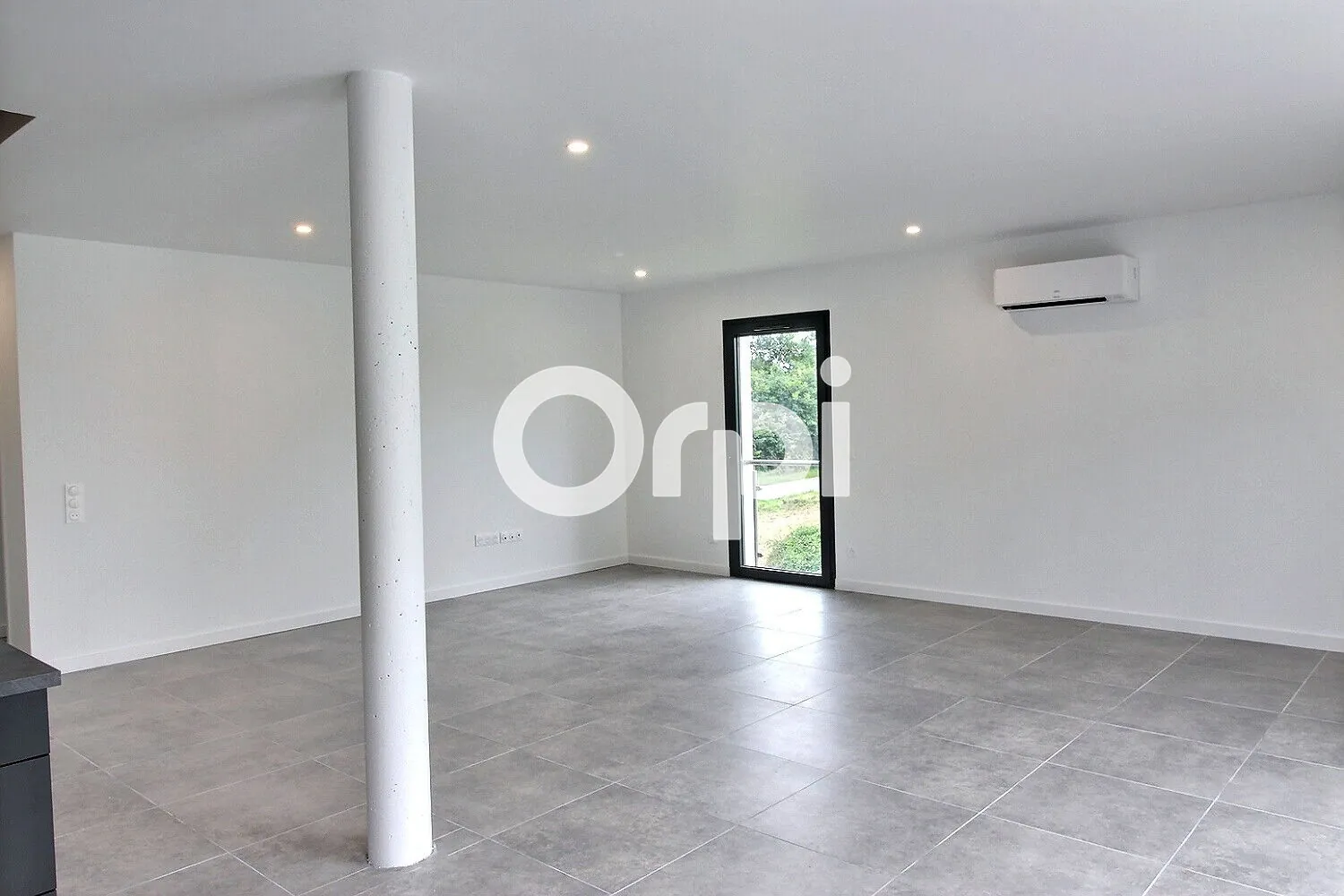 Appartement duplex neuf à Idron avec terrasse et parking, performance énergétique A 