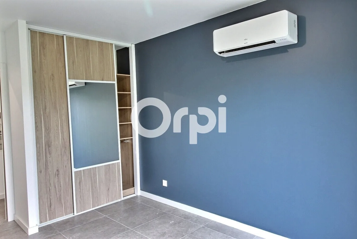 Appartement duplex neuf à Idron avec terrasse et parking, performance énergétique A 