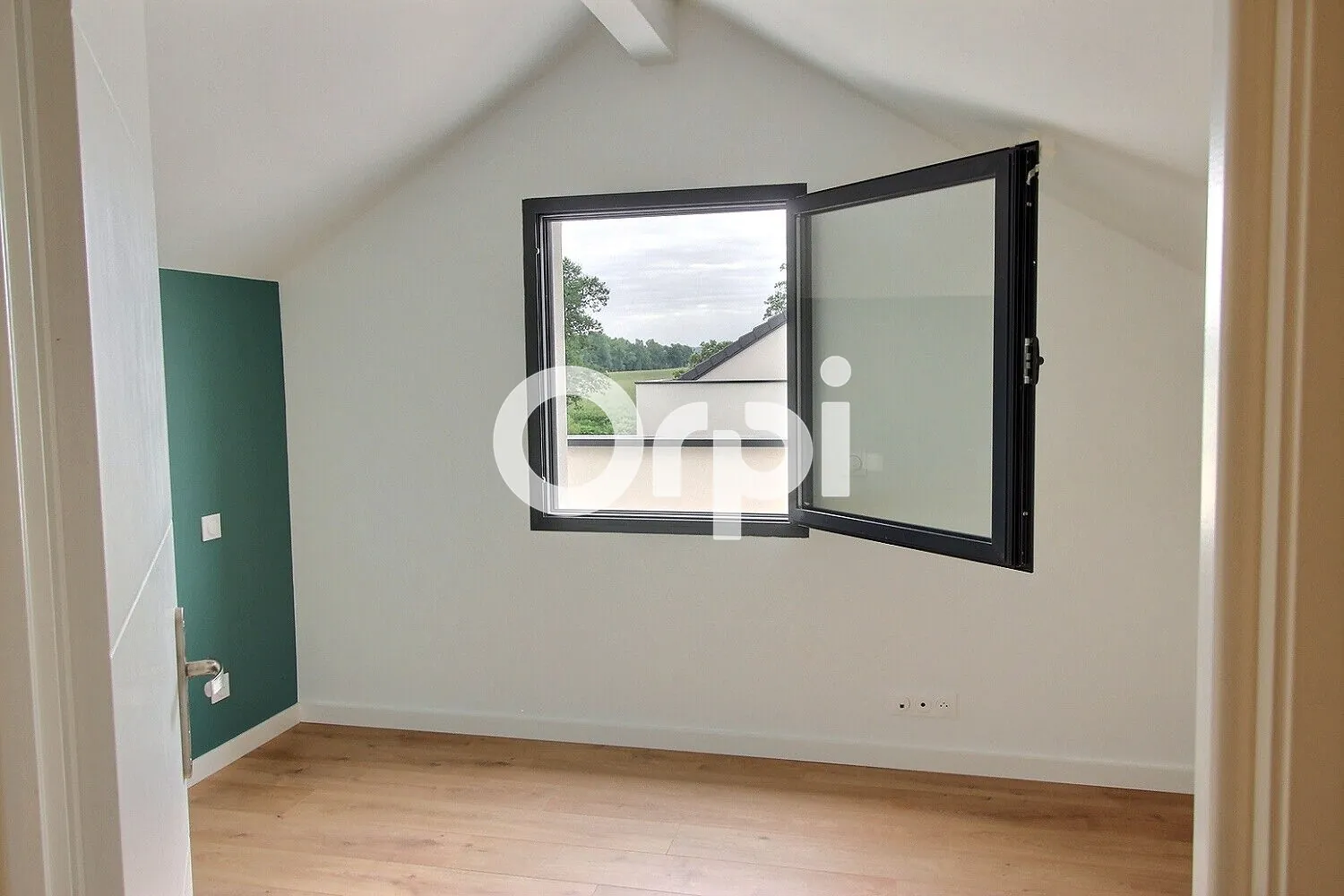 Appartement duplex neuf à Idron avec terrasse et parking, performance énergétique A 