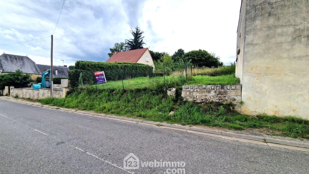 Terrain à bâtir de 886 m² à Suzy - Opportunité à saisir