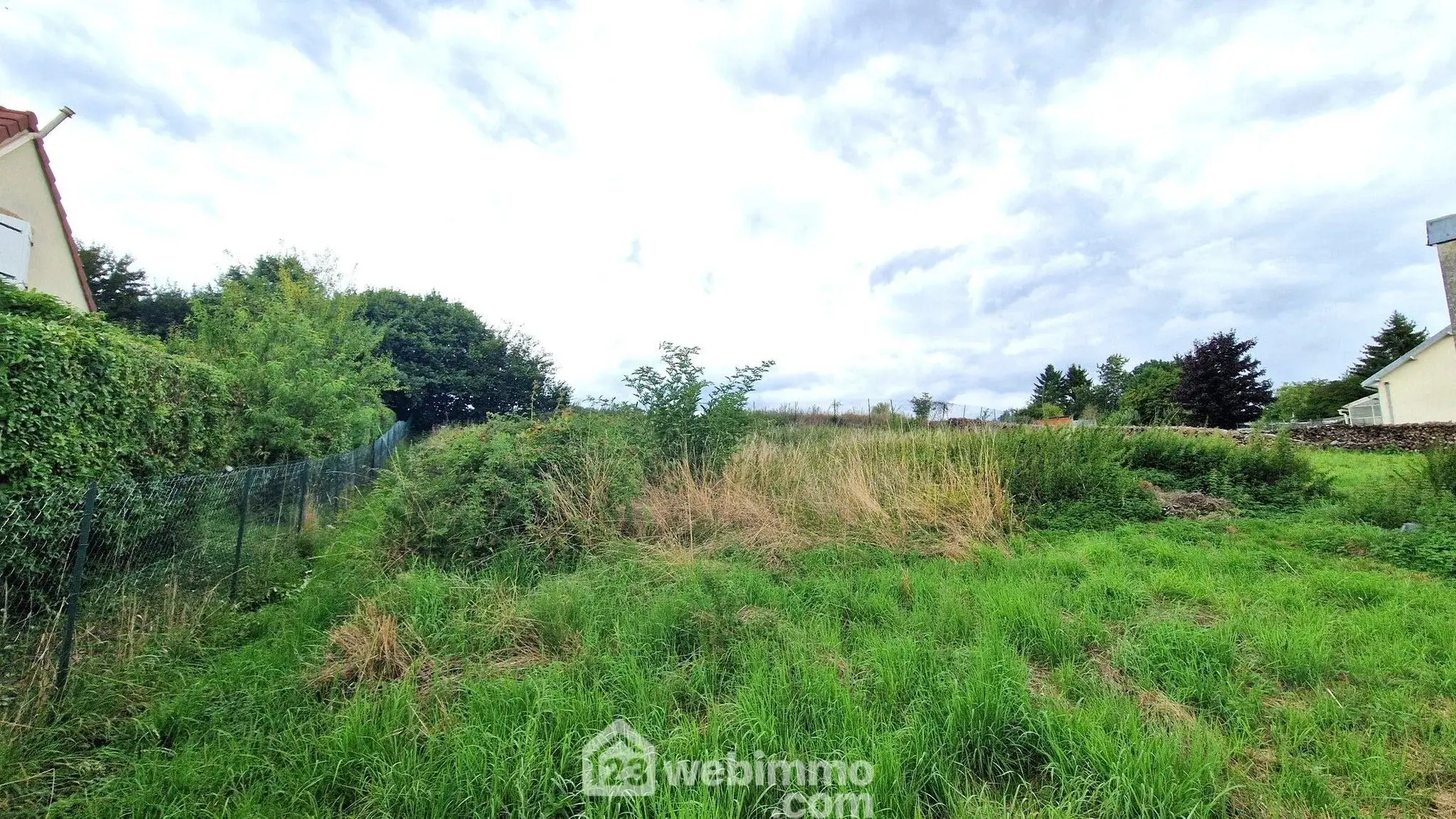 Terrain à bâtir de 886 m² à Suzy - Opportunité à saisir 