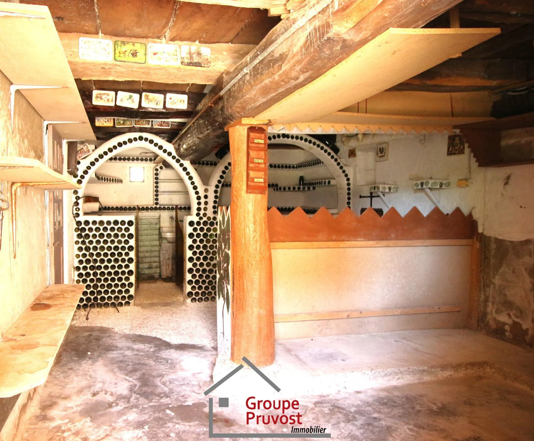 Charmante maison en pierre avec cour à Bourgvillain - 165 m² 