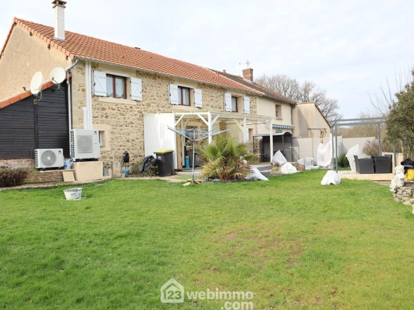 Longère de 229 m² avec terrain à Moulismes – Maison familiale rénovée