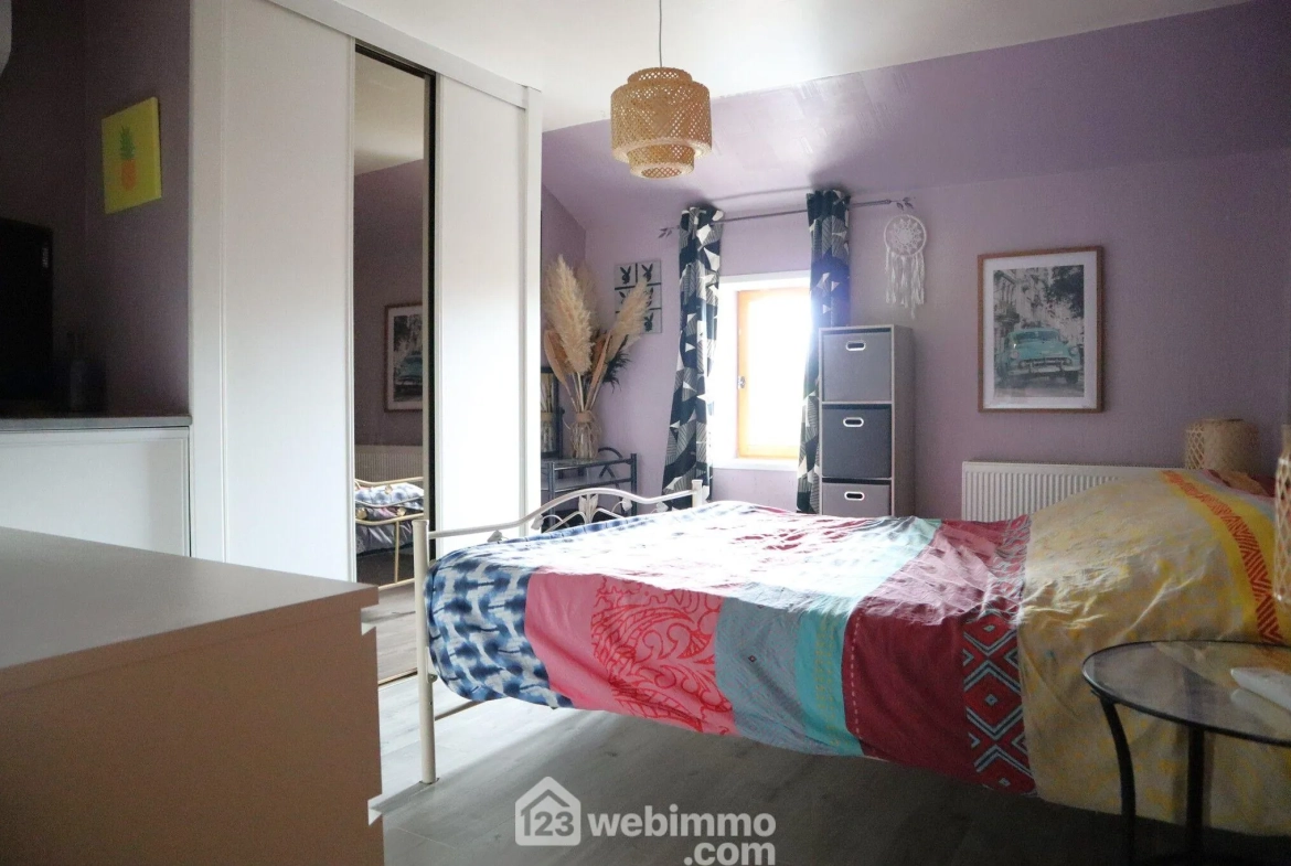 Longère de 229 m² avec terrain à Moulismes – Maison familiale rénovée 