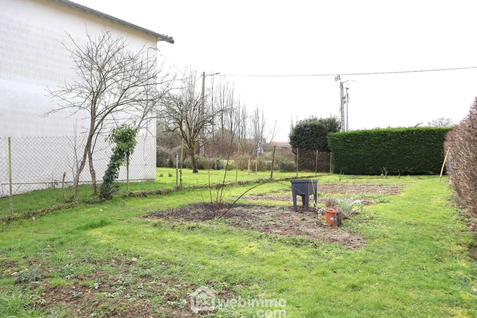 Longère de 229 m² avec terrain à Moulismes – Maison familiale rénovée 