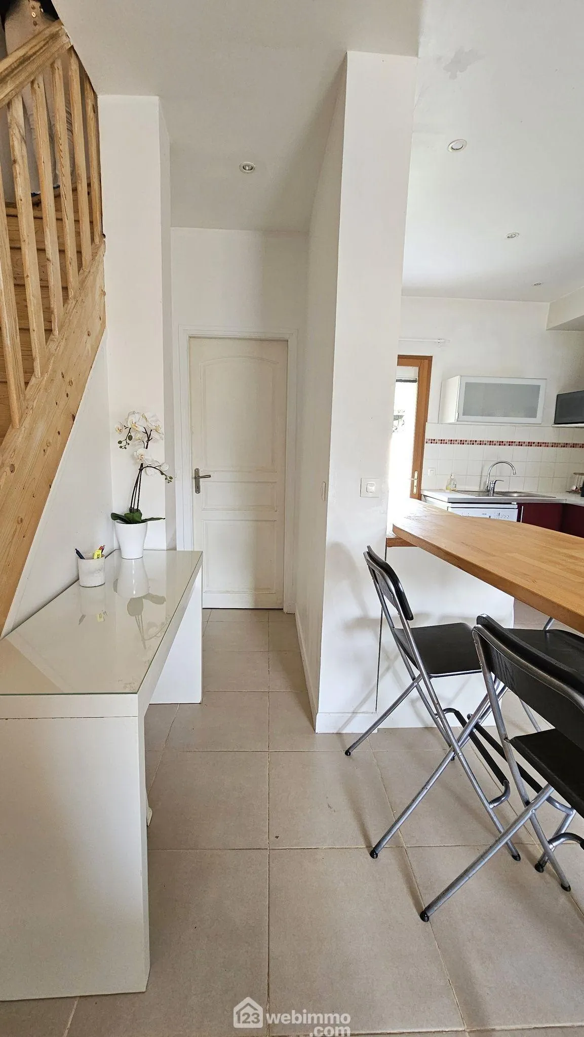 Maison de 65 m² avec jardins et terrasses à Arbonne-la-Forêt 