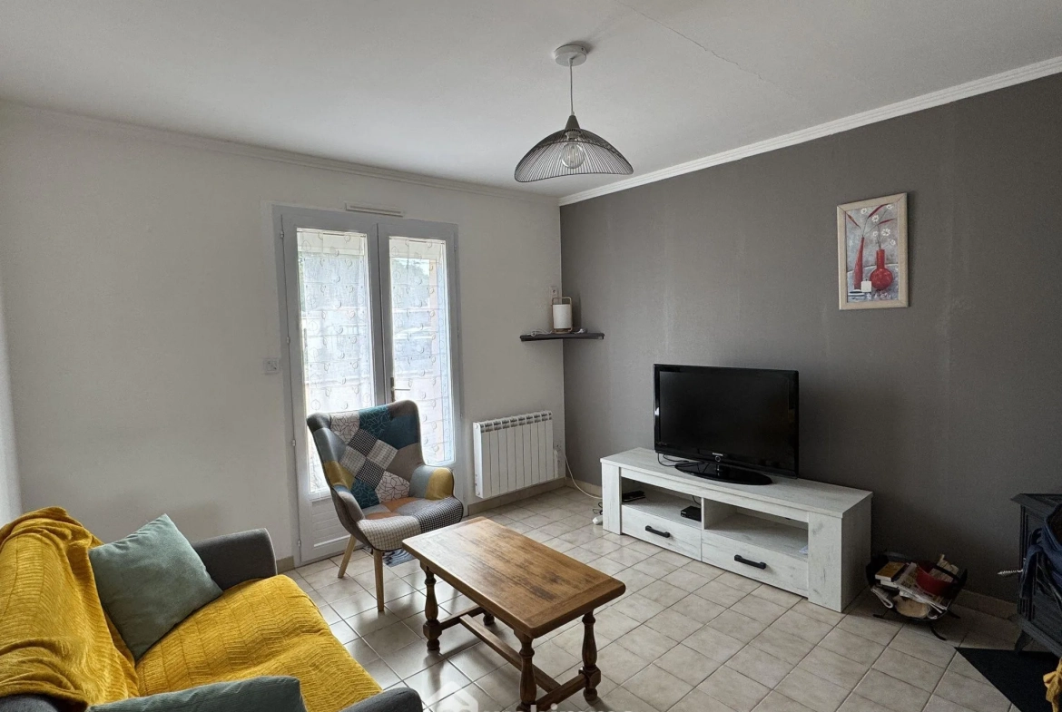Maison de plain-pied lumineuse de 79 m² à Poiroux avec jardin 