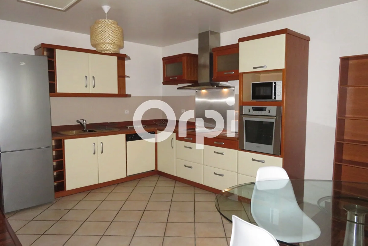 Appartement T2 rénové en hyper centre de Pau - Investissement ou résidence 