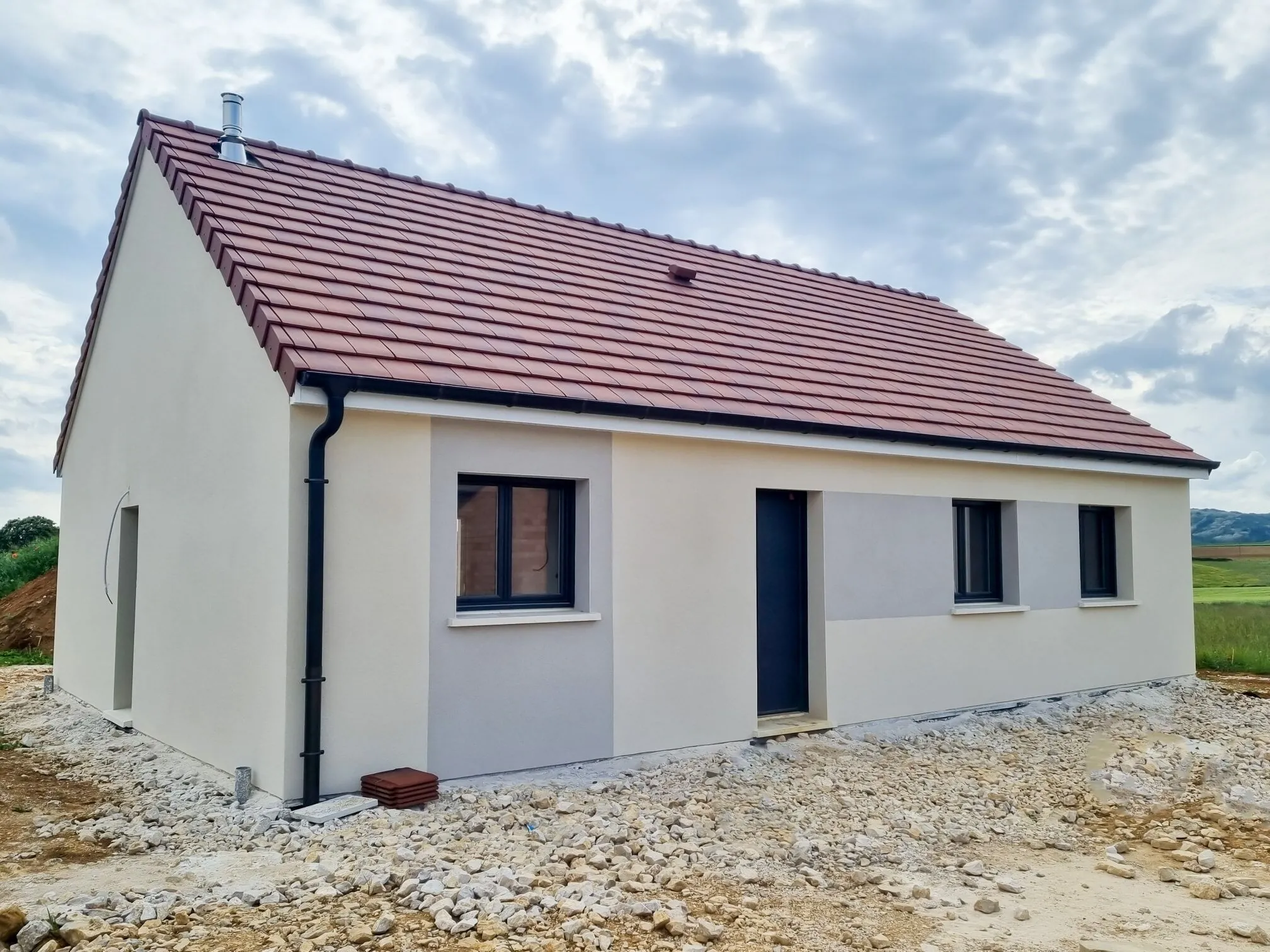 Maison neuve à vendre à Bresles avec 2 chambres, proche des commodités 