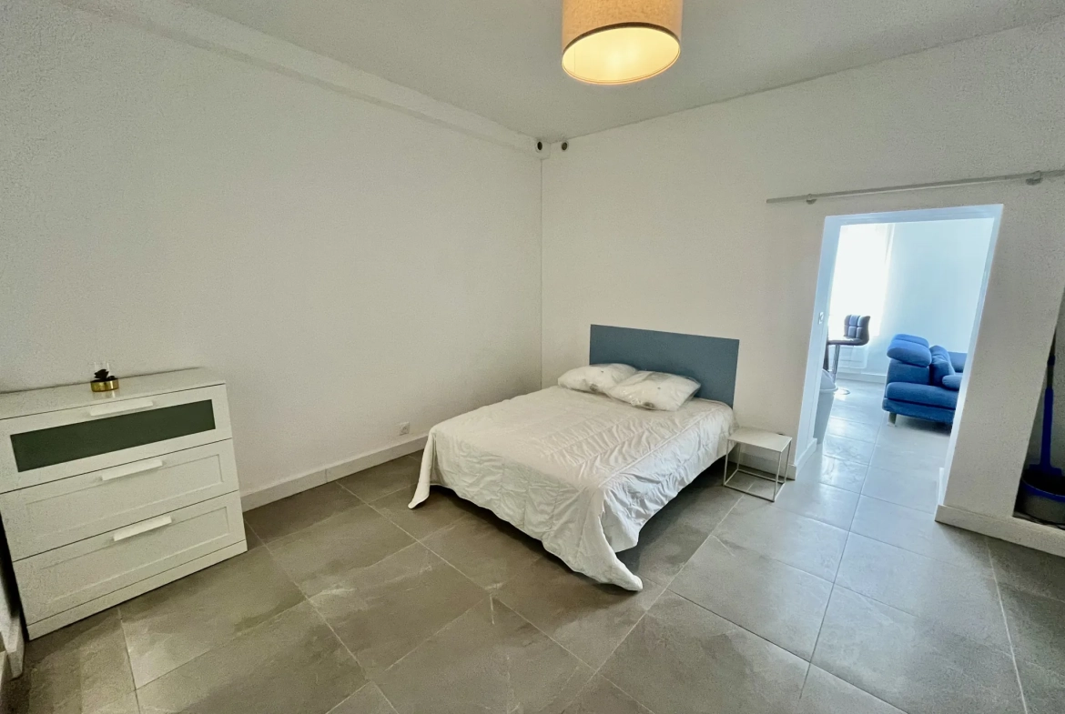 Appartement T2 rénové de 41 m² à Nîmes, idéal investissement locatif 