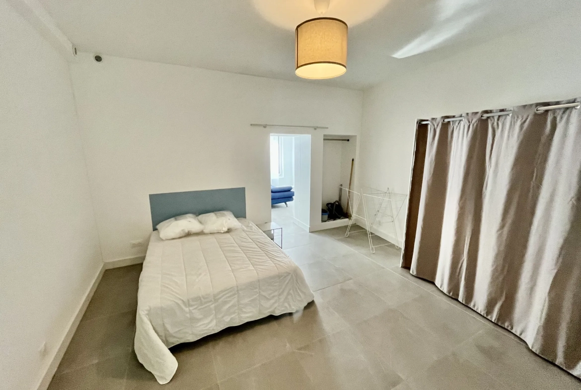 Appartement T2 rénové de 41 m² à Nîmes, idéal investissement locatif 
