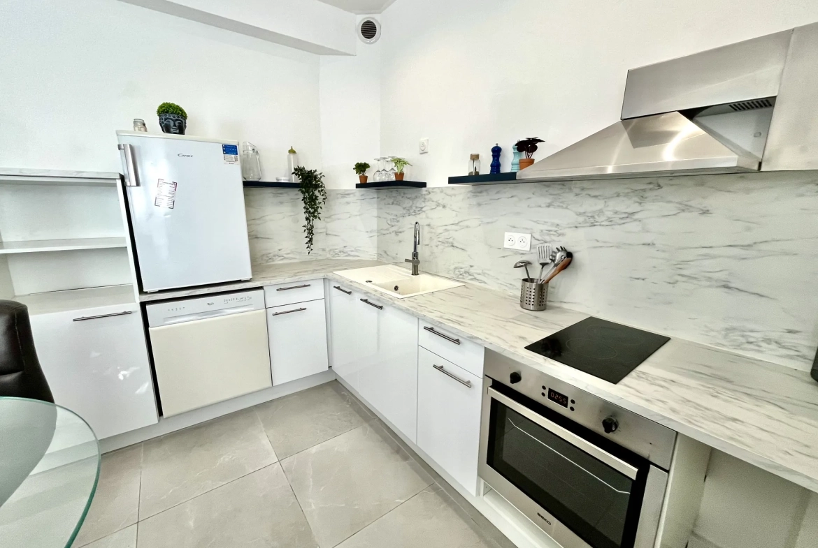 Appartement T2 rénové de 41 m² à Nîmes, idéal investissement locatif 