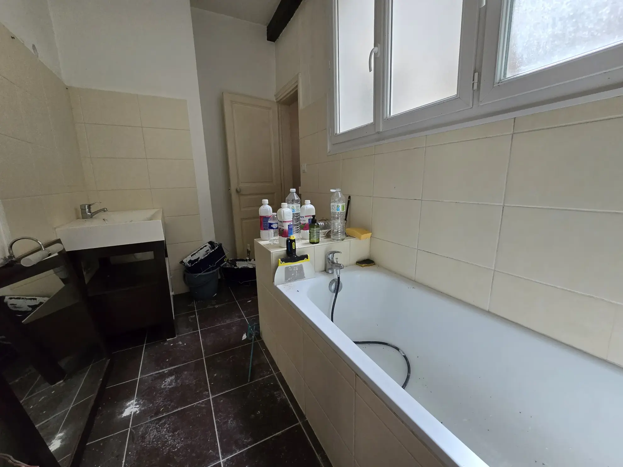 Appartement de 2 pièces à vendre en centre-ville d'Auxerre, proche du théâtre 