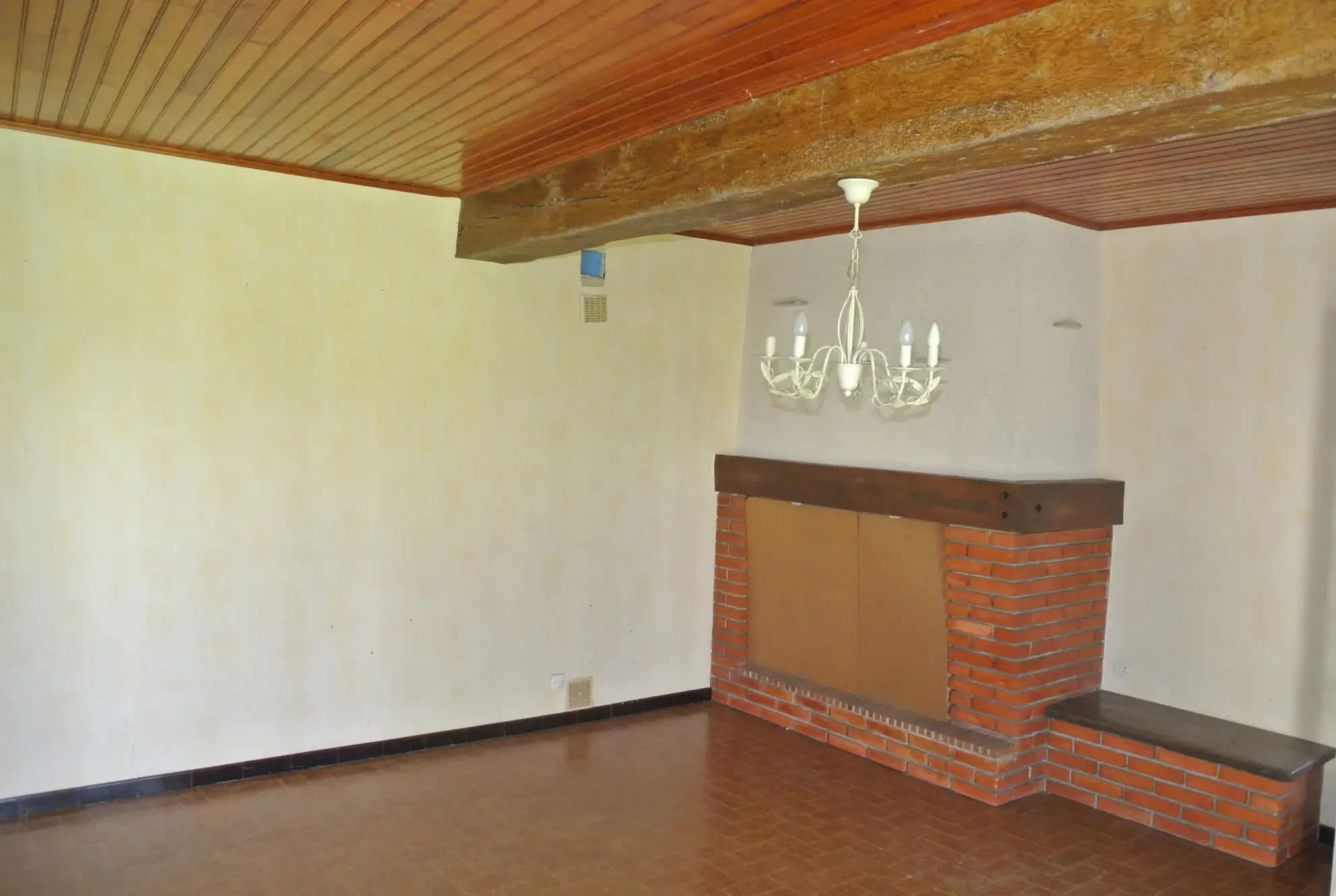 Ensemble immobilier avec deux maisons et 6 chambres à Mauvezin-sur-Gupie 
