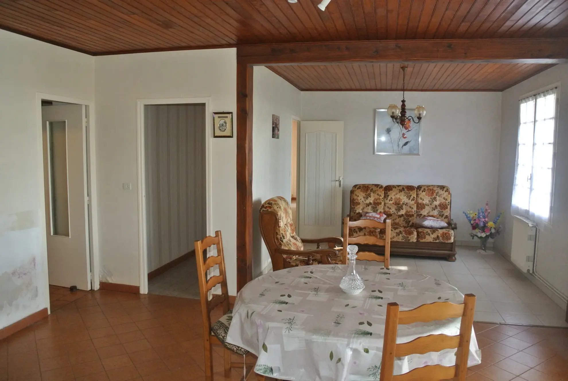 Ensemble immobilier avec deux maisons et 6 chambres à Mauvezin-sur-Gupie 