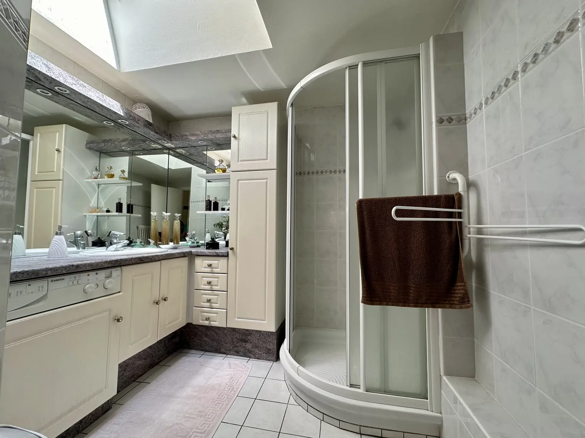 Maison à vendre à Beaumont de 94 m2 avec deux habitations et terrain arboré 