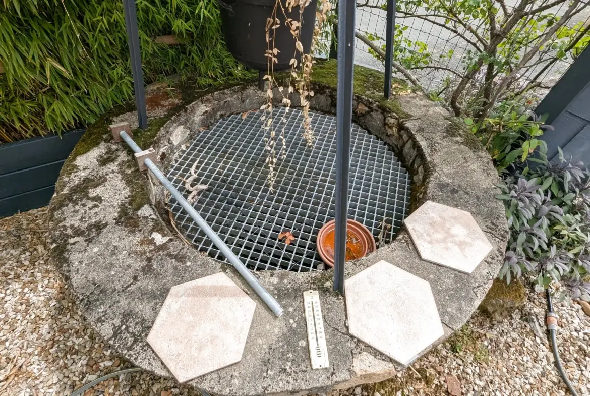 Maison 3 chambres avec dépendances à Sansais - Calme et environnement agréable 