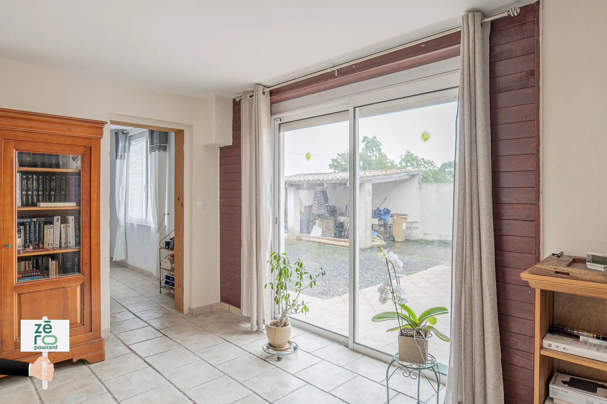 Maison familiale avec dépendance et piscine à Triaize - 238 m² 