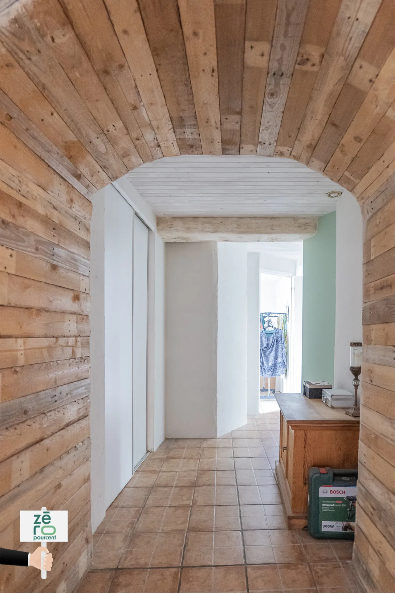 Maison familiale avec dépendance et piscine à Triaize - 238 m² 