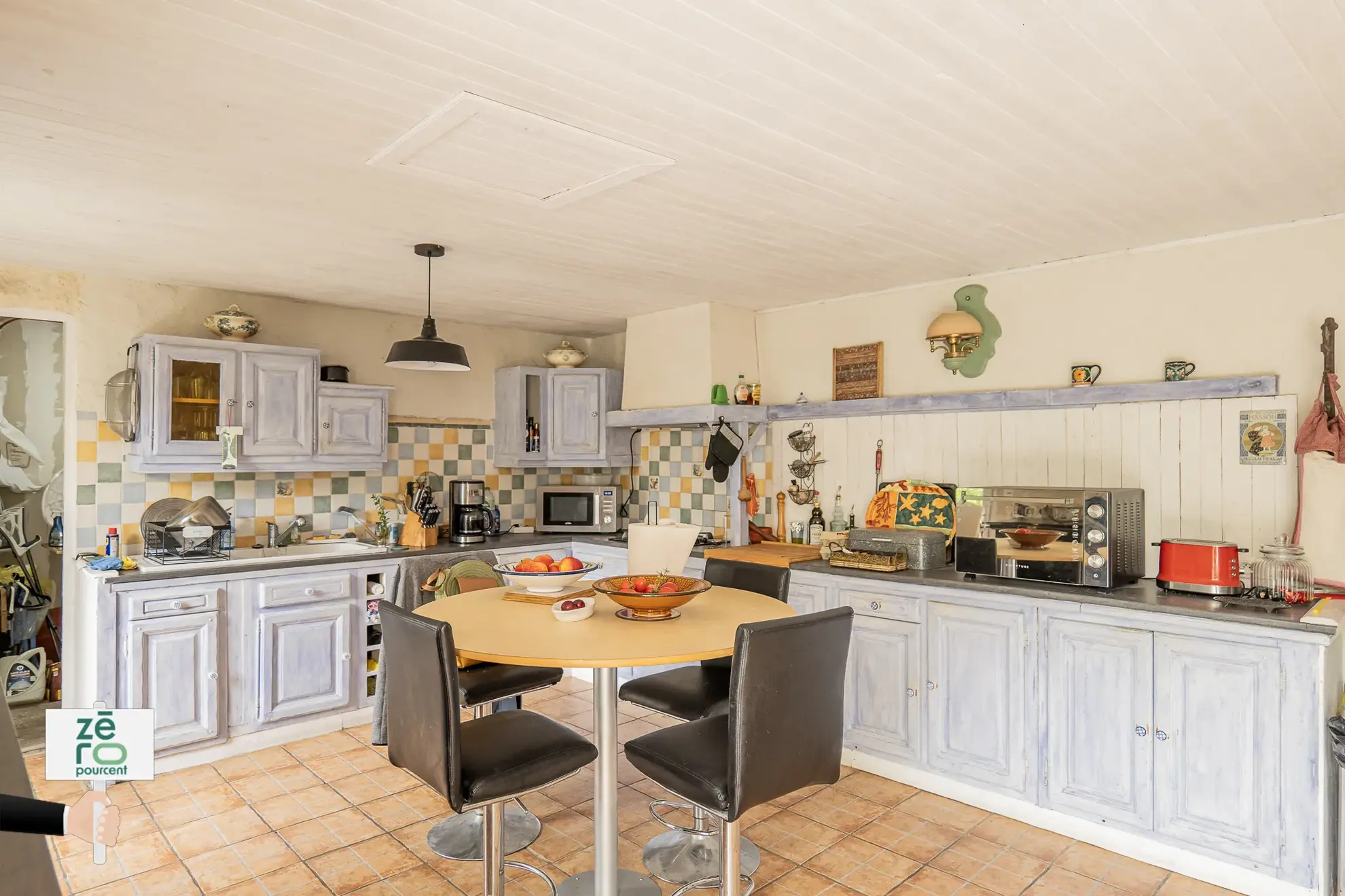 Maison familiale avec dépendance et piscine à Triaize - 238 m² 