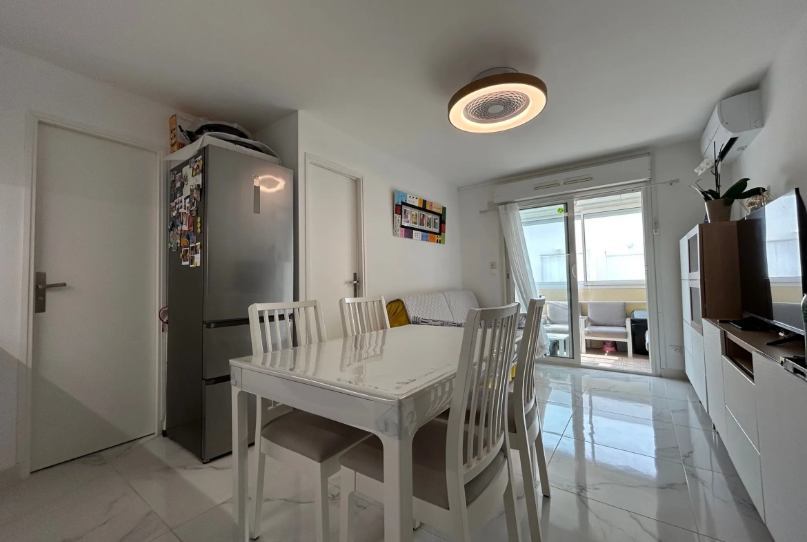 Appartement T2 avec Loggia et Parking à Frontignan Plage – Résidence Sécurisée 