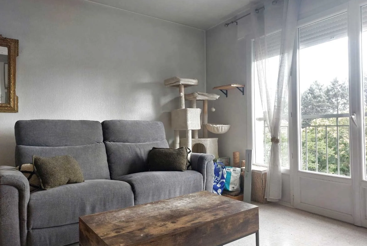 Studio à Montpellier de 28,65 m² avec parking et cave, idéal investisseur 