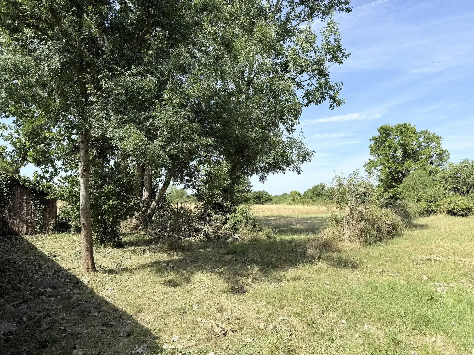 Ancien corps de ferme à rénover à Mery-sur-Cher proche Vierzon 