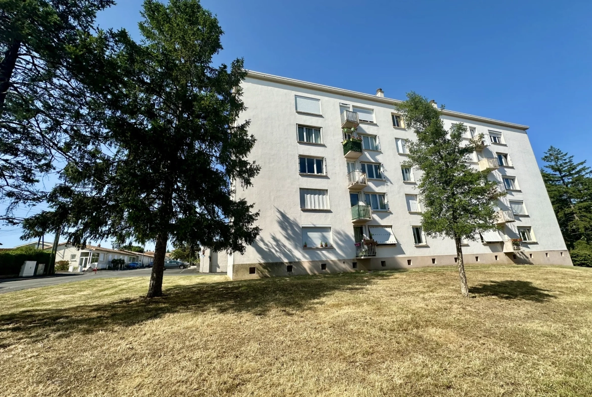 Appartement T3 à Niort Souché - Résidence calme, cave, charges incluses 