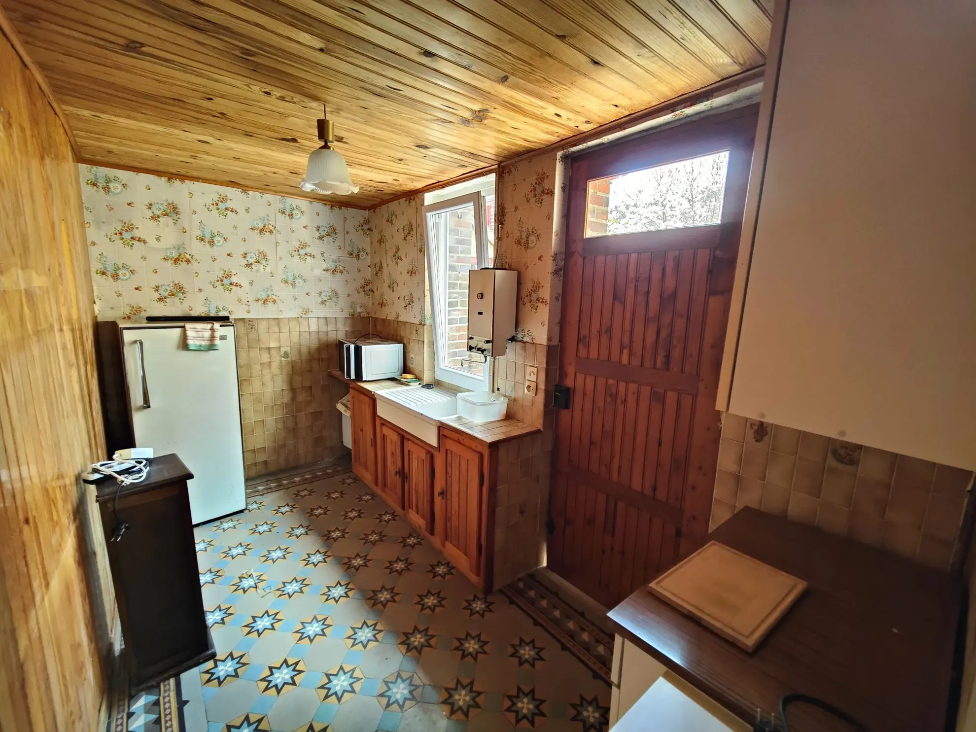 Maison à rénover avec cour privative à Brienon-sur-Armançon 