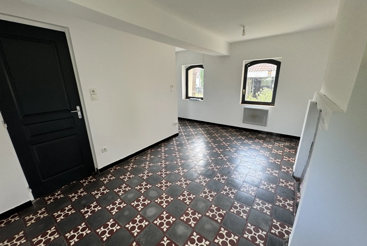 Maison à vendre à Wallers – Idéale pour jeune couple ou investissement 