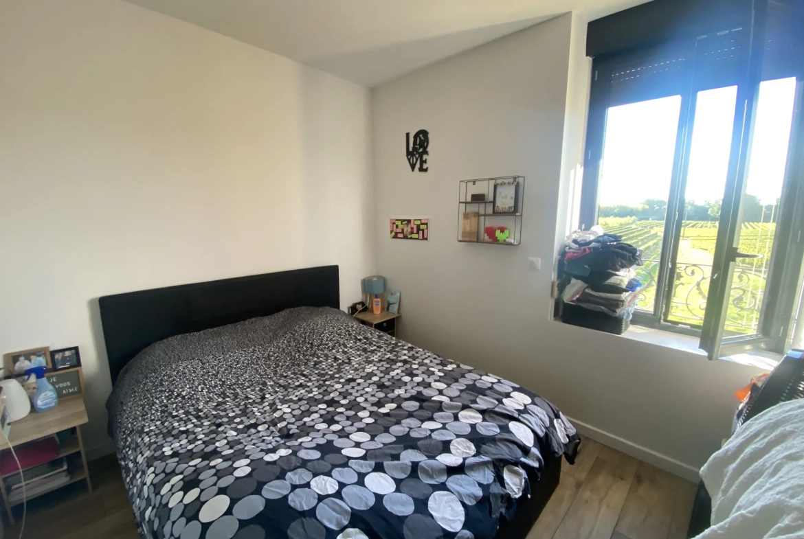 Appartement T3 rénové à Cadillac avec jardin et stationnement – Opportunité d'investissement 