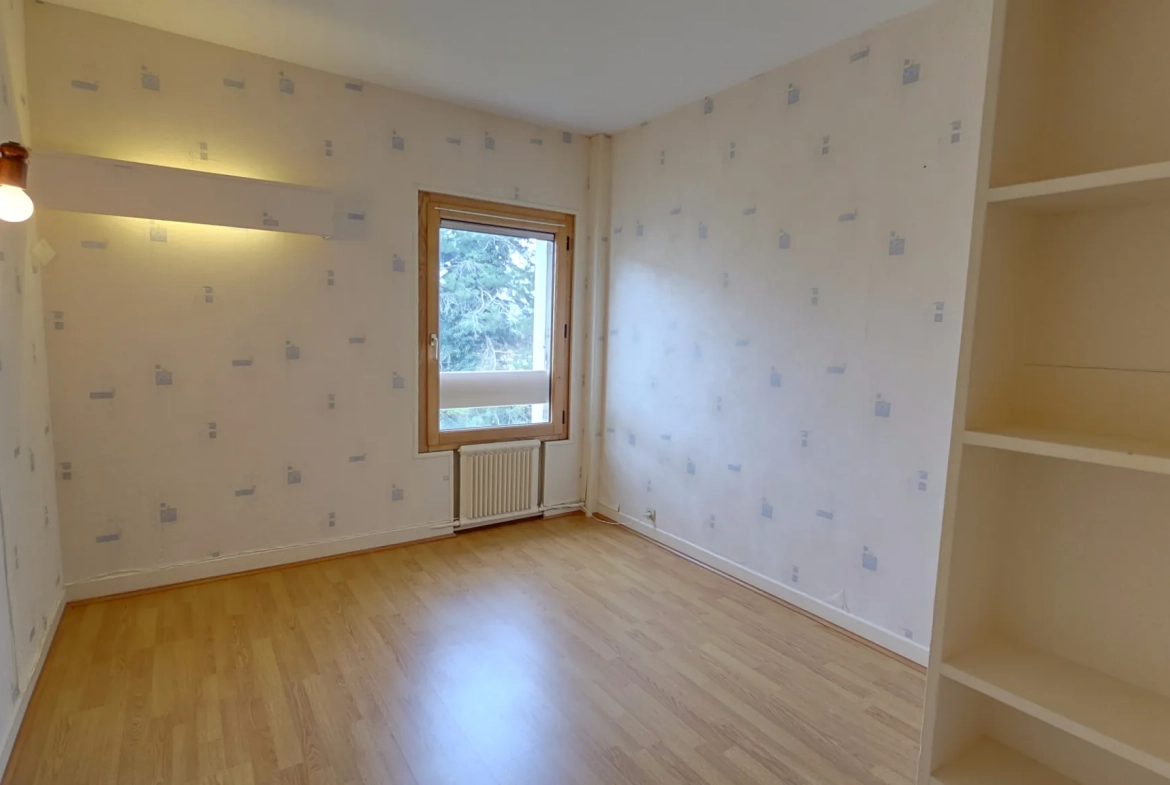 Appartement 3 chambres avec garage à Auxerre - Résidence sécurisée 