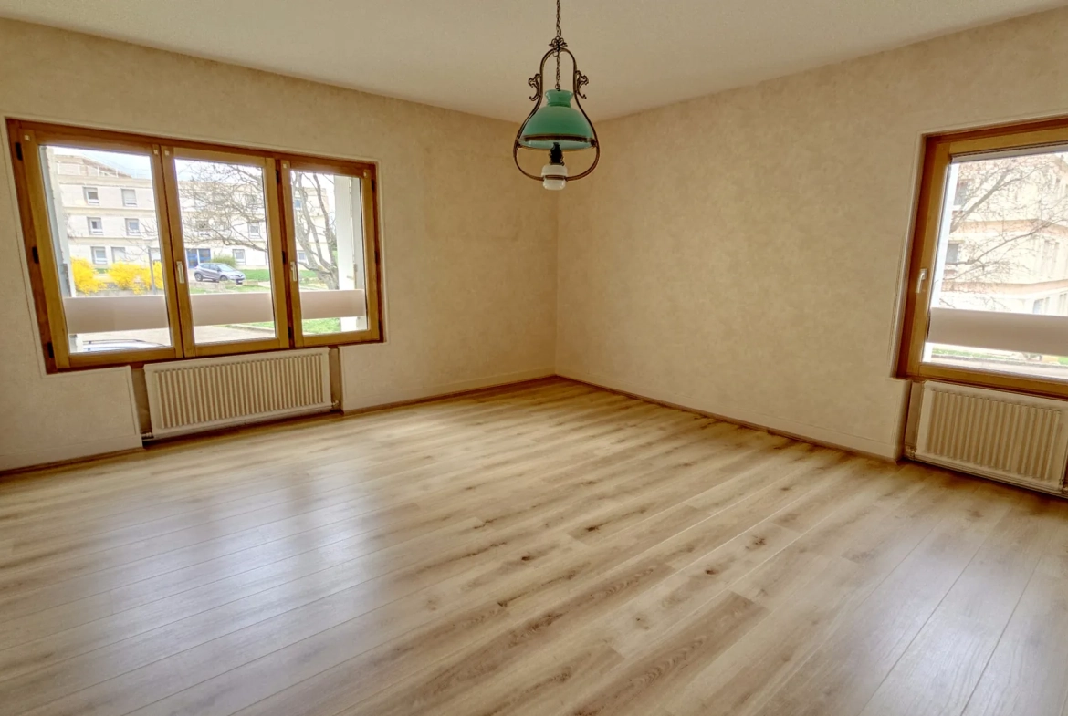 Appartement 3 chambres avec garage à Auxerre - Résidence sécurisée 