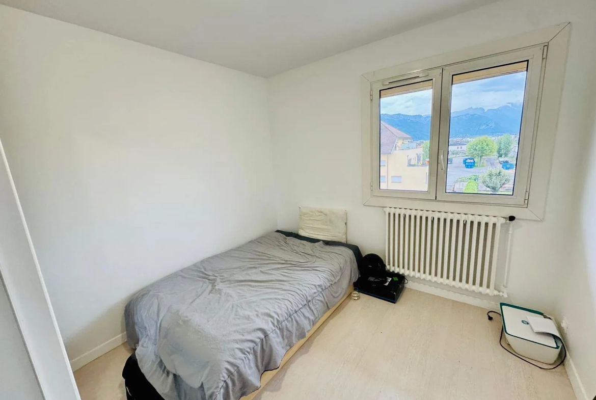 Appartement T3 de 68 m² avec grand balcon à Meythet, proximité Annecy 