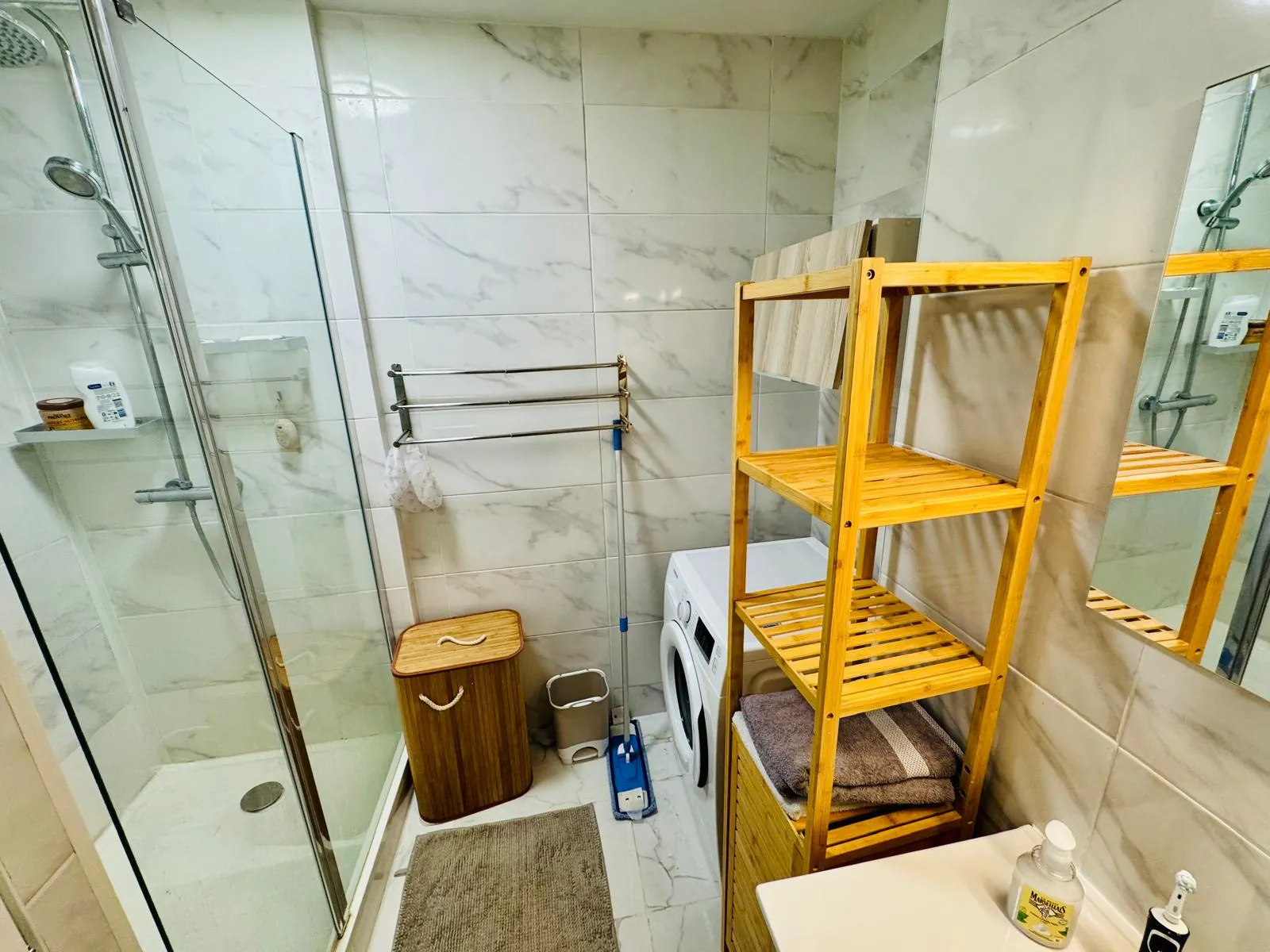 Appartement T3 de 68 m² avec grand balcon à Meythet, proximité Annecy 